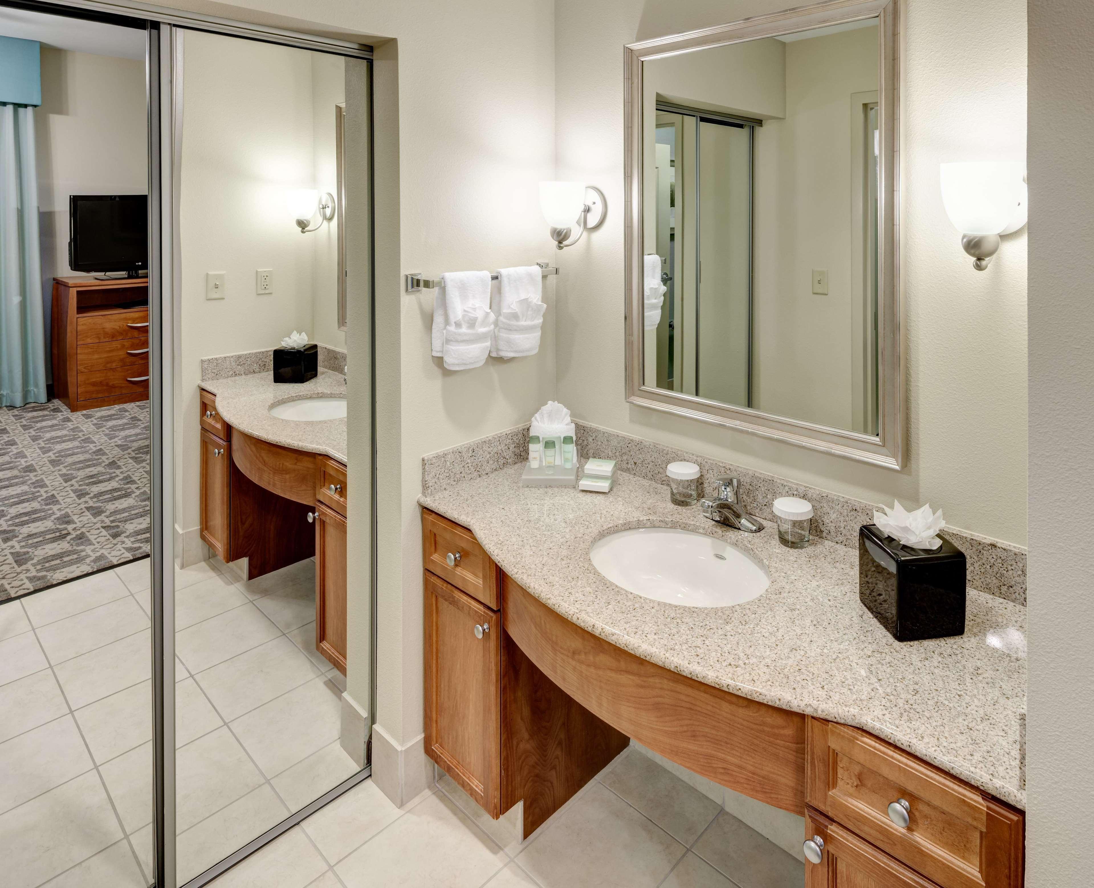 Homewood Suites By Hilton Irving-Dfw Airport Екстер'єр фото